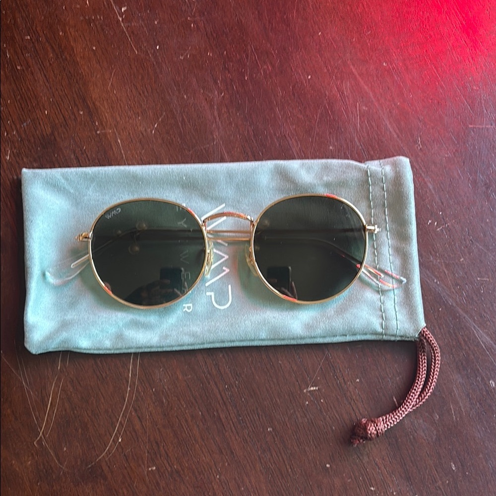 Gold Round Sunglasses